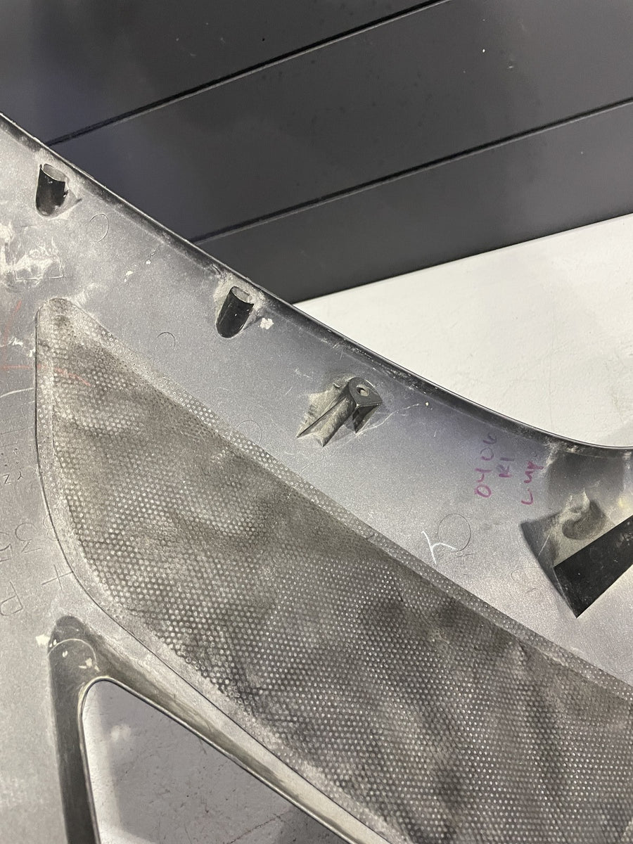 04-06 YAMAHA YZF R1 LEFT FRONT UPPER MID SIDE FAIRING COWL PLASTIC