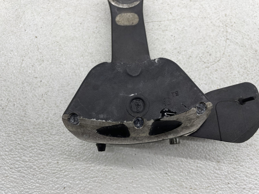06-07 HARLEY-DAVIDSON DYNA STREET BOB FXDBI REAR BACK BRAKE CALIPER