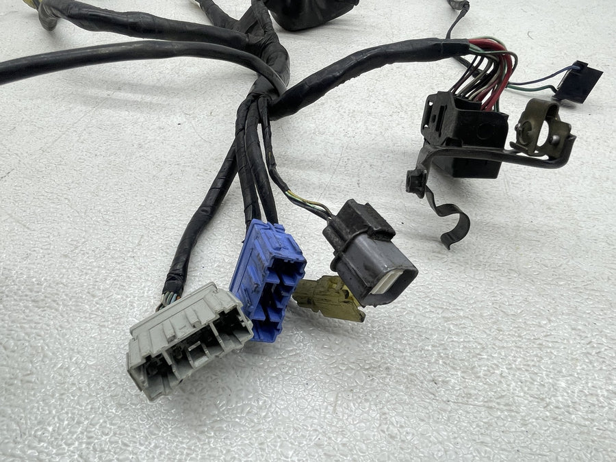 00-01 HONDA RVT1000R RC51 SP1 REAR MAIN ENGINE WIRING HARNESS MOTOR WIRE LOOM