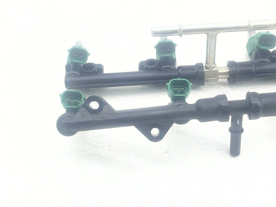 11-15 KAWASAKI NINJA ZX10R MAIN SECONDARY FUEL INJECTORS RAIL SET