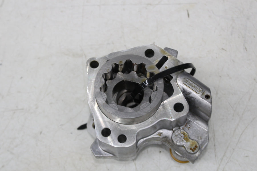 20-24 HARLEY-DAVIDSON SOFTAIL FXST ENGINE MOTOR OIL PUMP