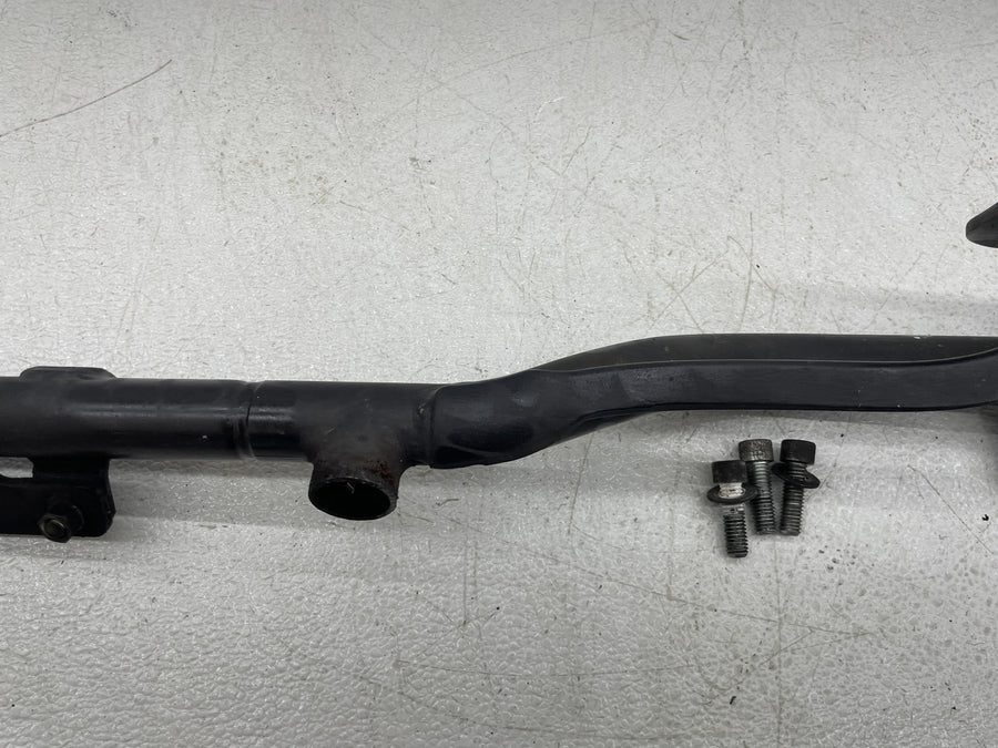 04-06 HARLEY-DAVIDSON SPORTSTER 1200 XL1200L MUFFLER EXHAUST PIPE BRACKET MOUNT