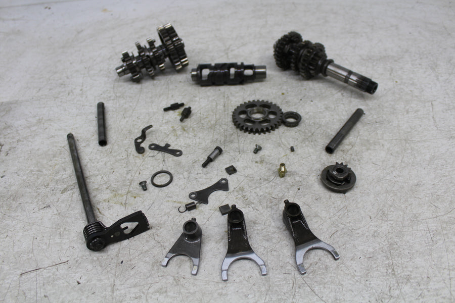 00 SUZUKI INTRUDER 800 VS800GL TRANSMISSION TRANNY GEAR