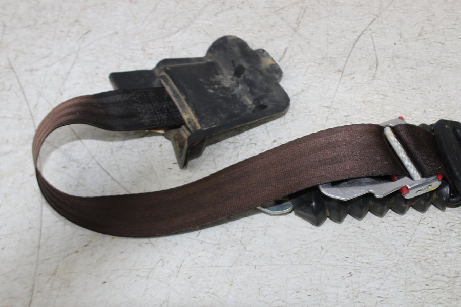 16-18 YAMAHA WOLVERINE YXE700 RIGHT PASSENGER SEAT BELT LATCH