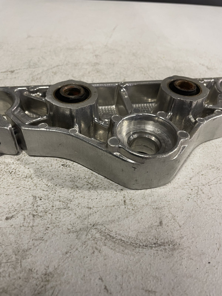 98-16 YAMAHA V STAR 650 XVS650 CUSTOM FORKS UPPER TRIPLE TREE CLAMP