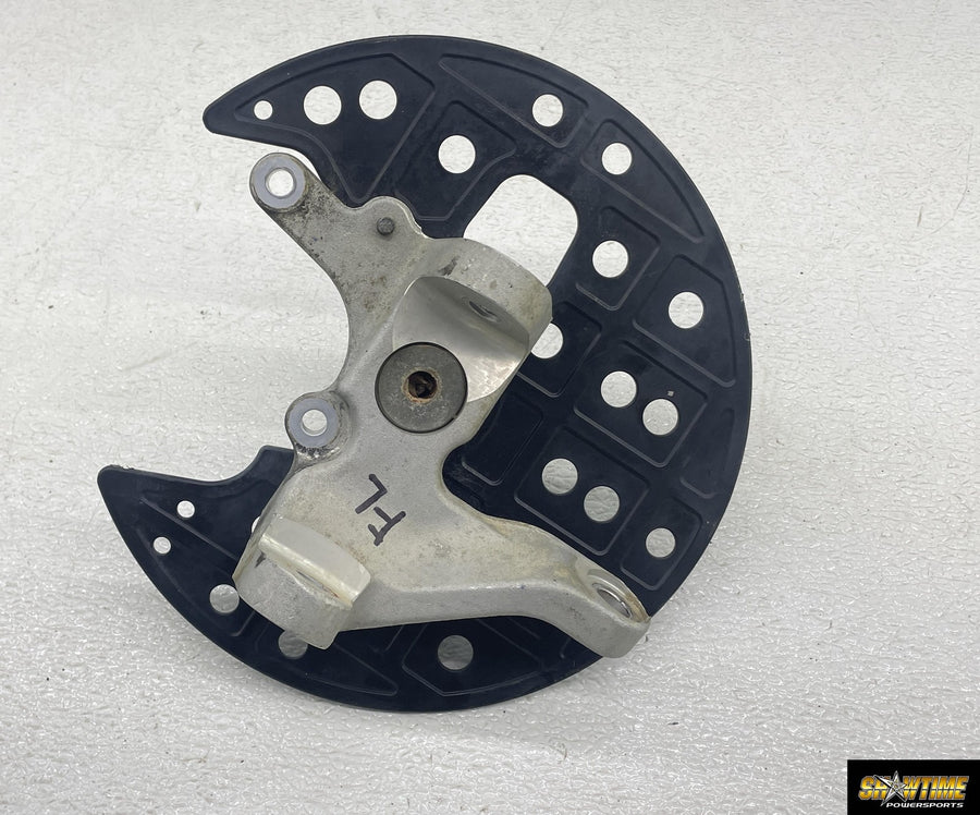 06-09 SUZUKI QUADRACER 450 LTR450 2X4 FRONT LEFT STEERING KNUCKLE SPINDLE