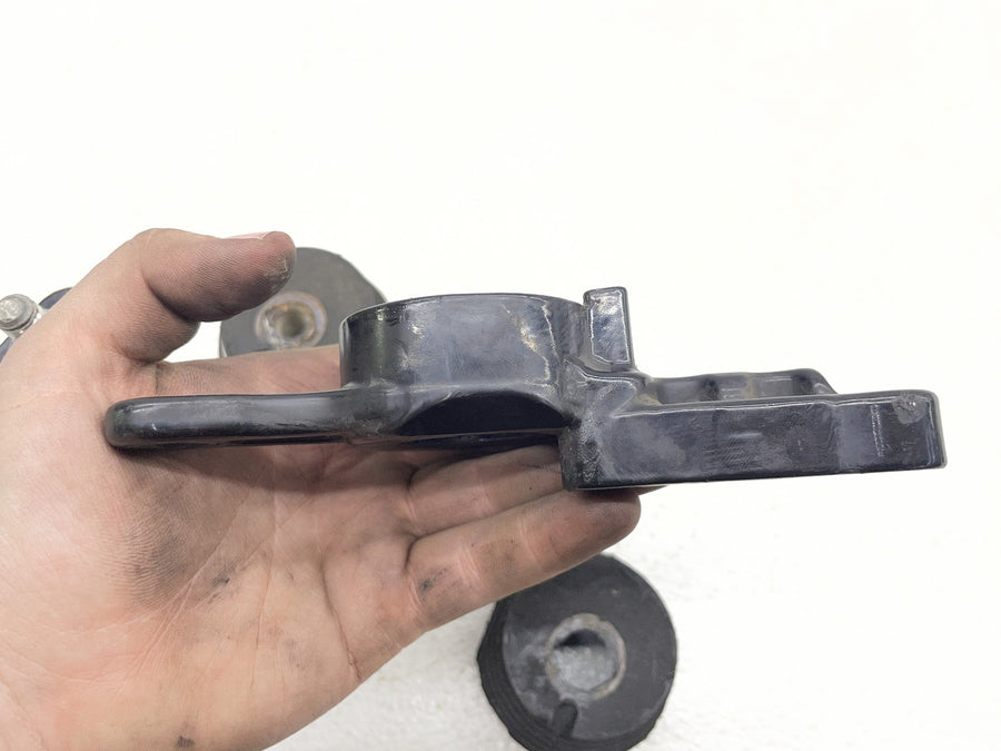 07-11 HARLEY-DAVIDSON STREET GLIDE FLHX REAR SWINGARM PIVOT MOUNT BRACKETS KIT