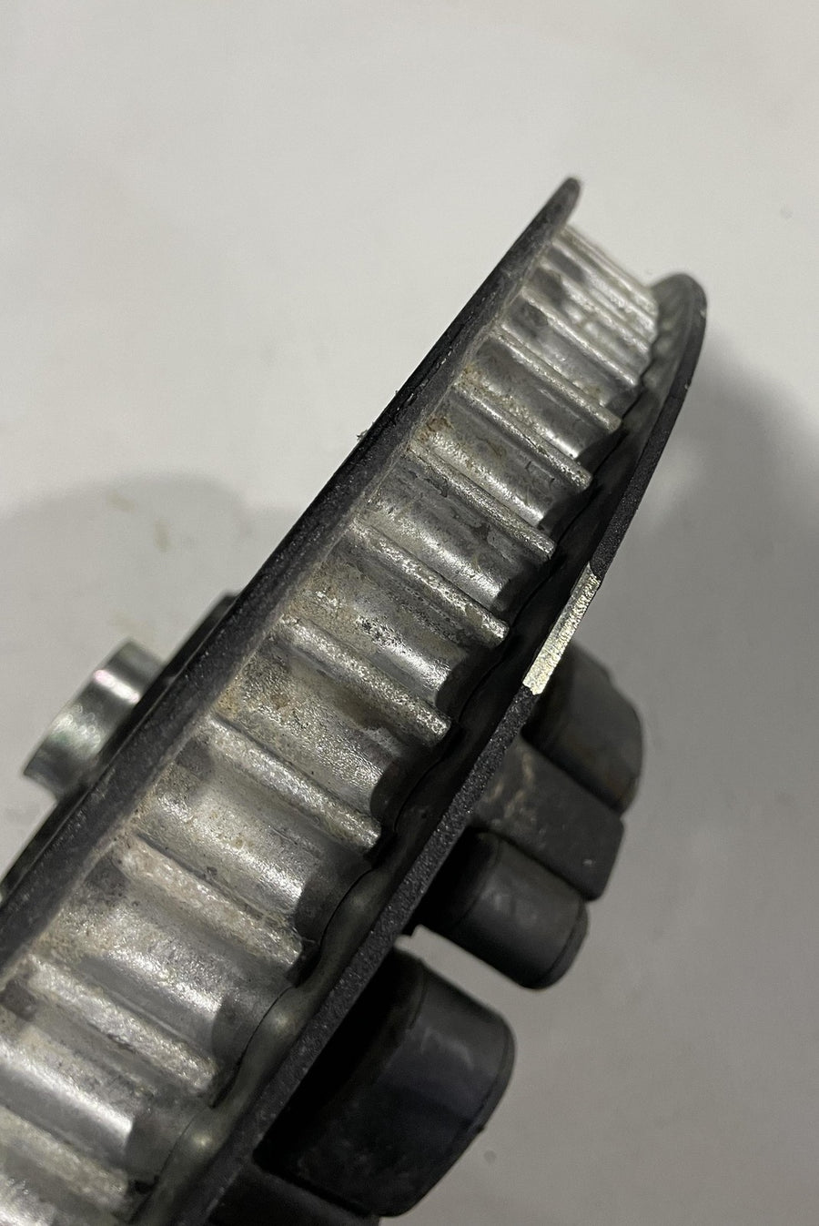 22 INDIAN SCOUT SIXTY REAR BACK DRIVE PULLEY SPROCKET