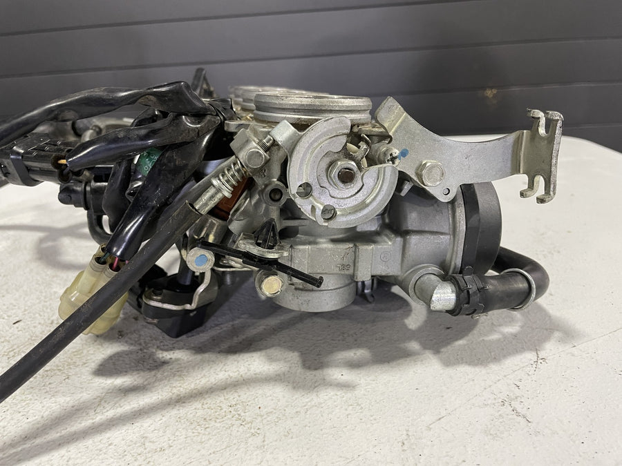 03-05 YAMAHA YZF R6/YZF R6S THROTTLE BODY BODIES FUEL INJECTORS TPS