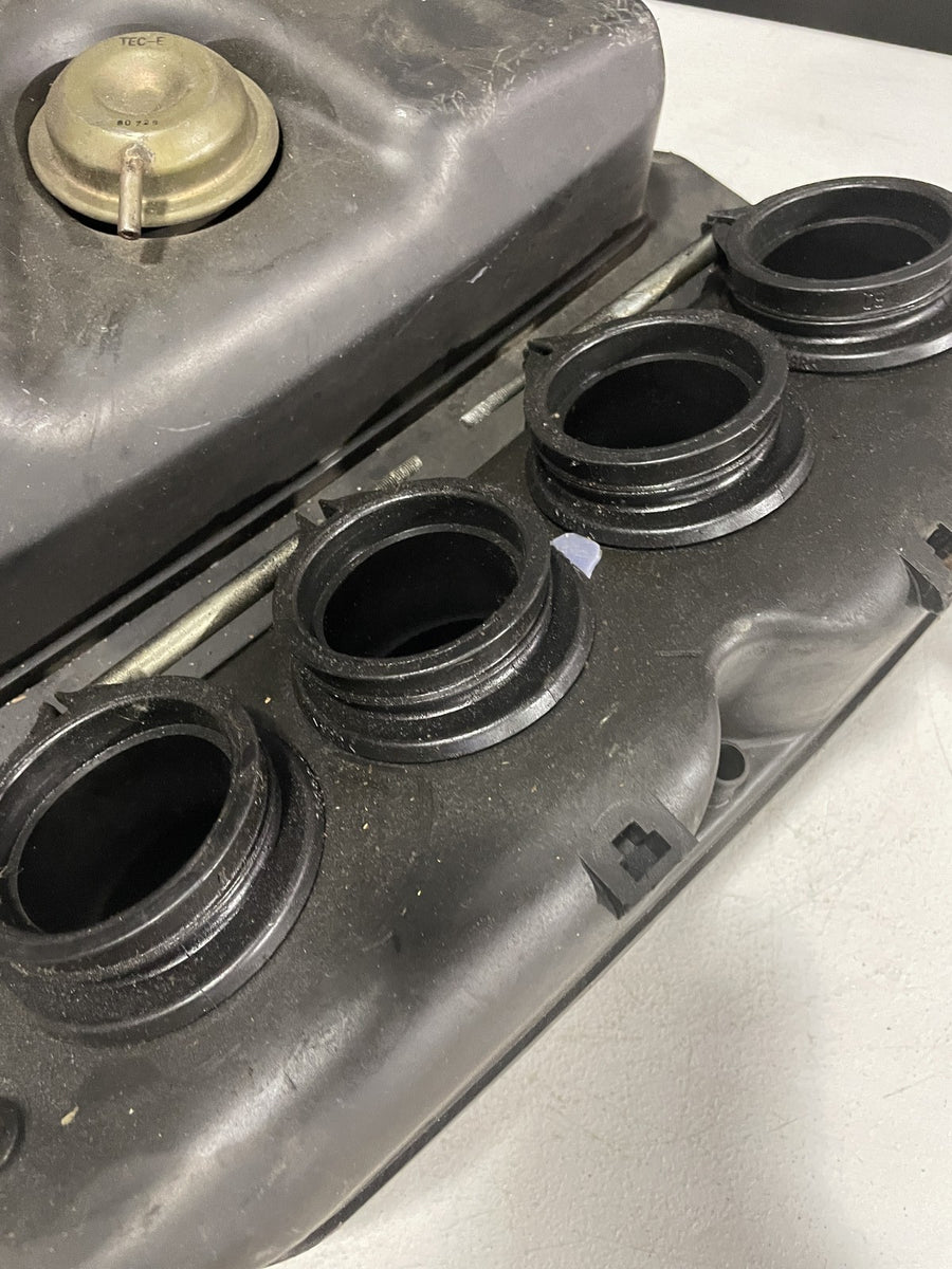 1997 SUZUKI GSXR600 SRAD AIRBOX AIR INTAKE FILTER BOX 13700-34E50