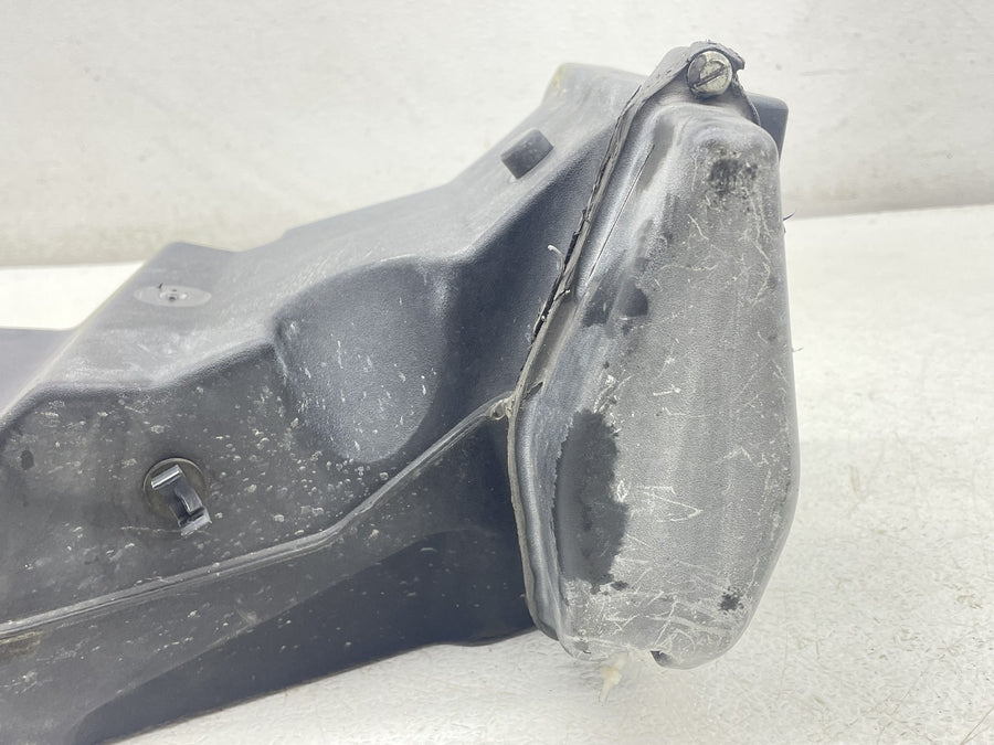 04-06 VICTORY KINGPIN AIRBOX AIR INTAKE FILTER BOX 1013720
