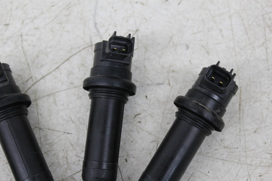 24 KAWASAKI NINJA ZX4R IGNITION COILS COIL SPARK PLUG CAPS