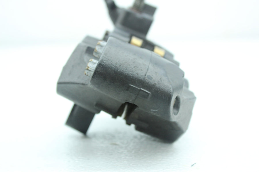 15-17 VICTORY GUNNER LEFT FRONT BRAKE CALIPER