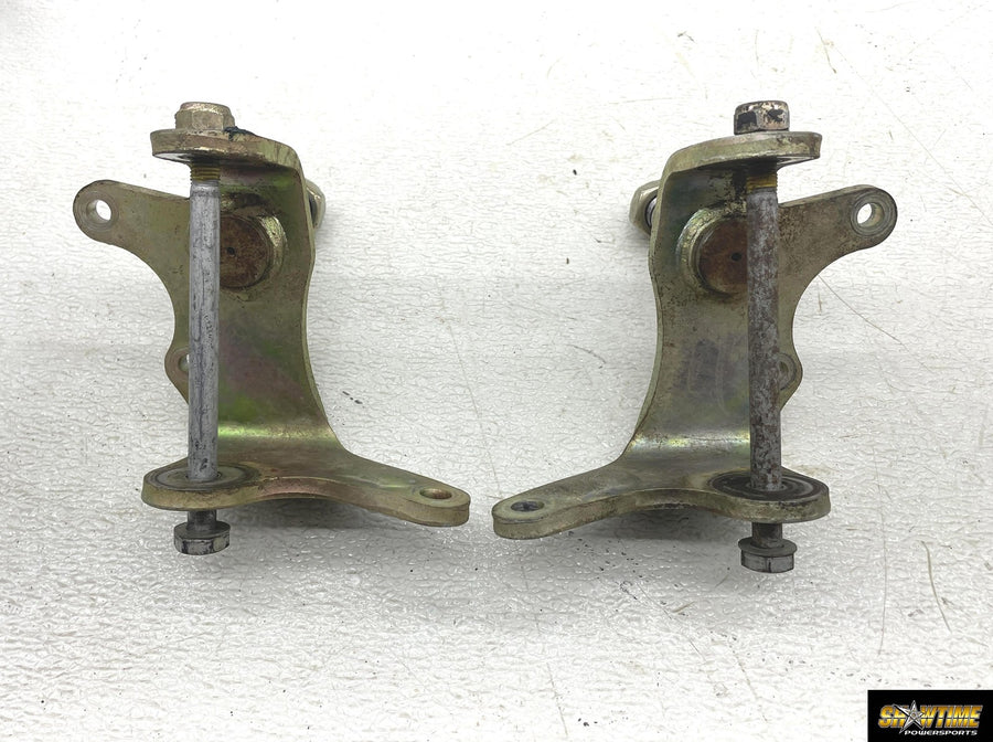 03-06 BOMBARDIER RALLY 200 FRONT STEERING KNUCKLES SET PAIR