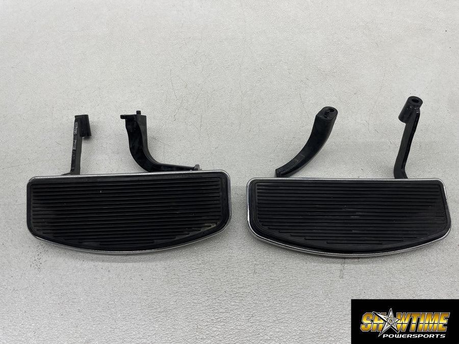 07-11 HARLEY-DAVIDSON ELECTRA GLIDE ULTRA CLASSIC FRONT FLOORBOARDS SET PAIR