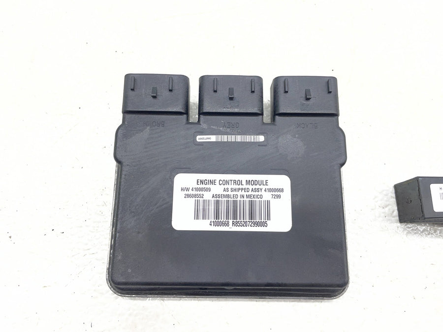18-23 HARLEY-DAVIDSON STREET BOB OEM ECU CDI ECM COMPUTER MODULE BOX W/ ANTENNA