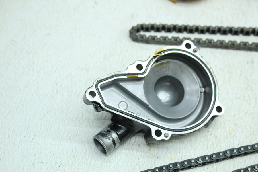 07-09 KAWASAKI VERSYS 650 KLE650 ENGINE MOTOR PARTS HARDWARE OIL PAN STARTER