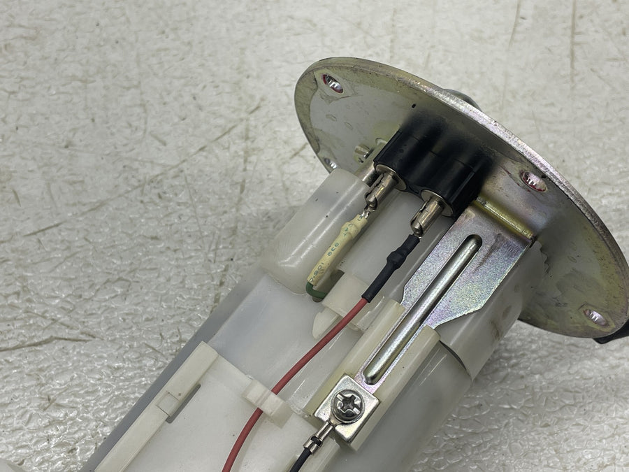 15-21 KAWASAKI VERSYS 650 KLE650 FUEL PUMP GAS PETROL SENDER UNIT 49040-0737