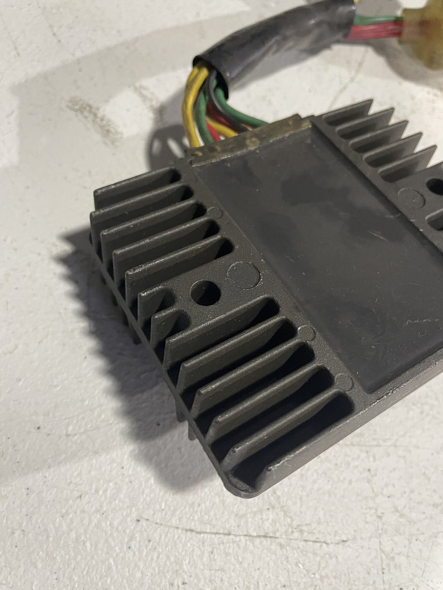 02-06 HONDA RVT1000R RC51 RECTIFIER VOLTAGE REGULATOR
