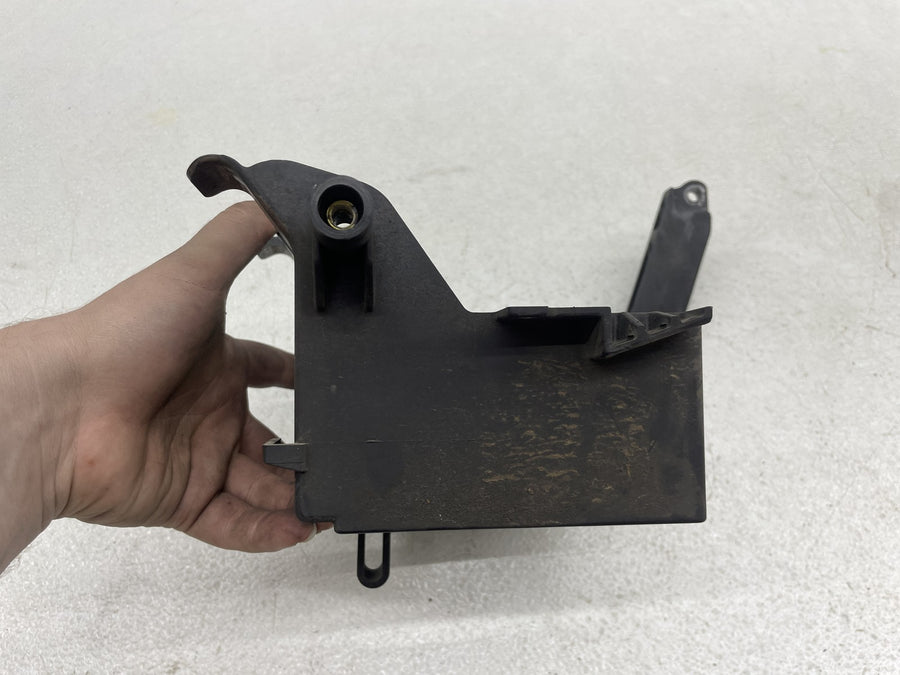 07-11 HARLEY-DAVIDSON STREET GLIDE FLHX BATTERY TRAY BOX HOLDER