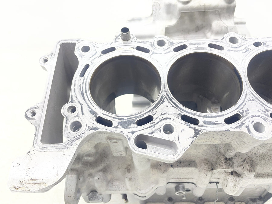 13-18 KAWASAKI NINJA ZX6R 636 ENGINE CRANKCASE CRANK CASE BLOCK CYLINDERS PISTON
