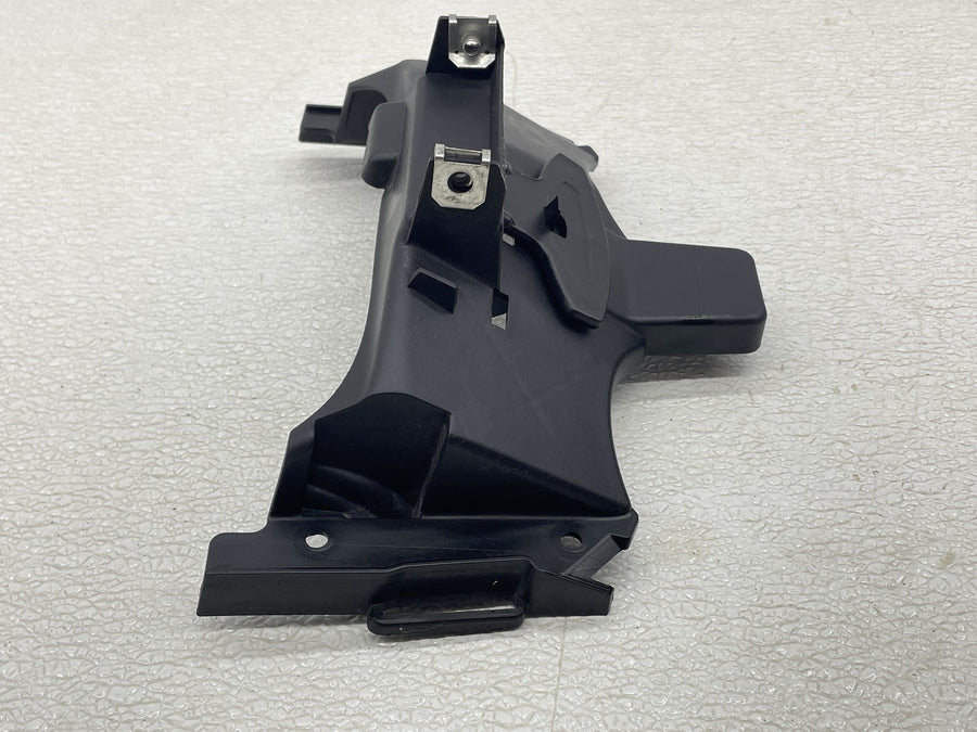 09-14 BMW F800R SEAT MOUNTING BRACKET MOUNT INNER COVER BRIDGE 46637680760