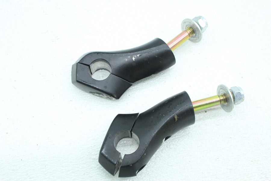 15-17 VICTORY GUNNER HANDLEBAR RISERS RISER CLAMP SET