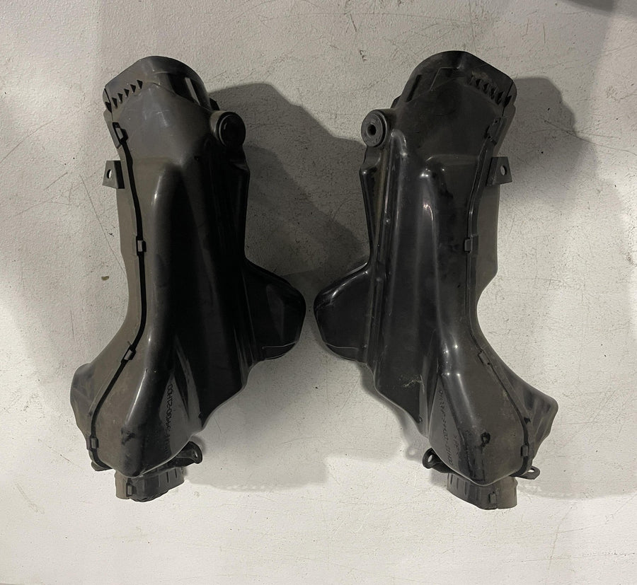 07-08 SUZUKI GSXR1000 LEFT RIGHT RAM AIR INTAKE TUBE DUCTS