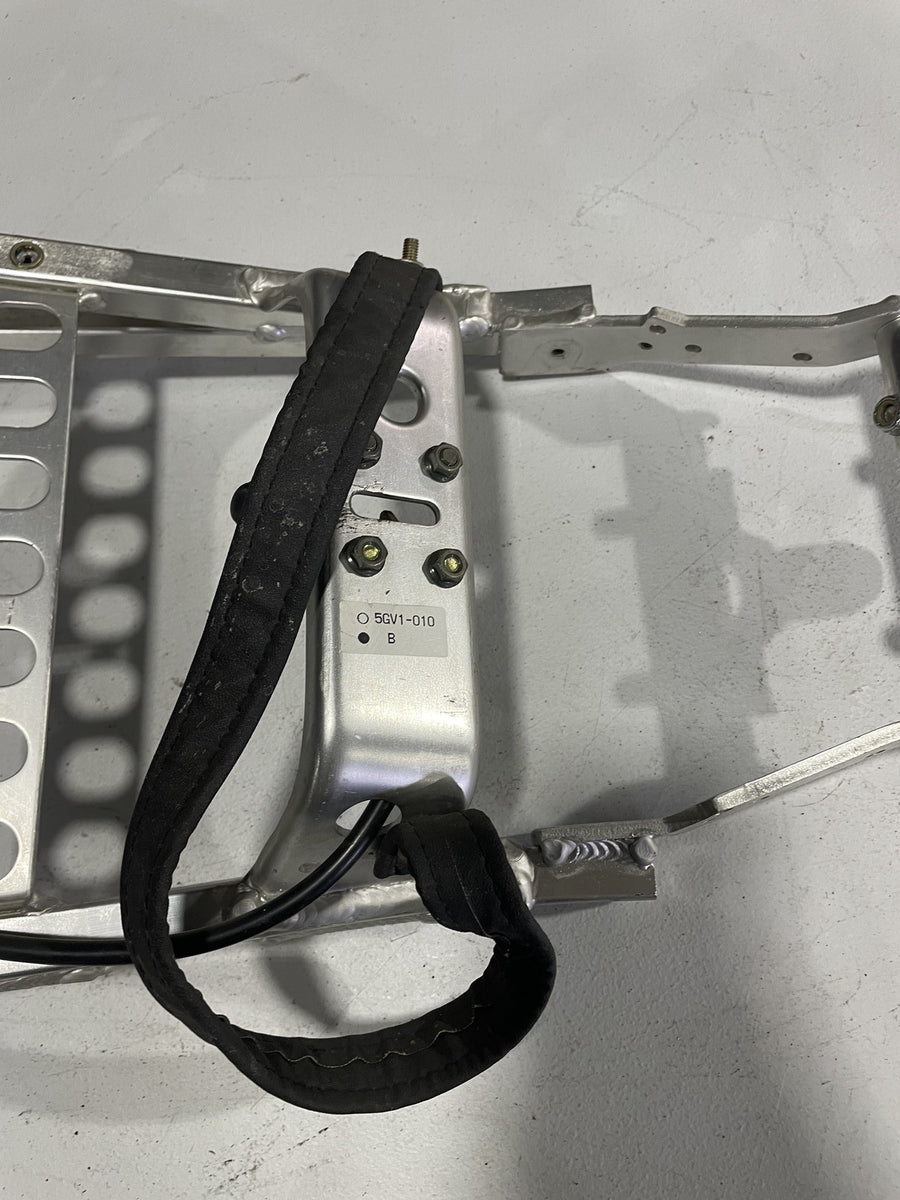 99-02 YAMAHA YZF R6 REAR BACK TAIL SUBFRAME SUB FRAME