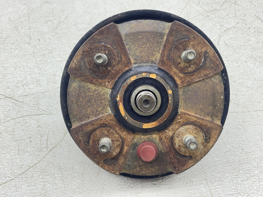 91-96 HONDA FOURTRAX 200 TRX200 TYPE II FRONT RIGHT HUB DRUM SPINDLE KNUCKLE