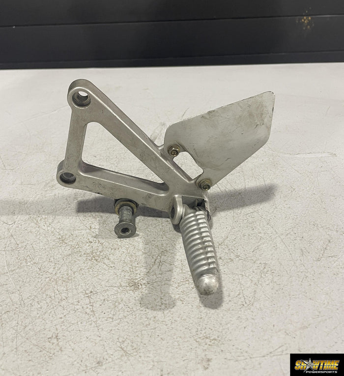 03-07 DUCATI SUPERSPORT 800 LEFT REARSET REAR SET DRIVER FOOT PEG REST STOP