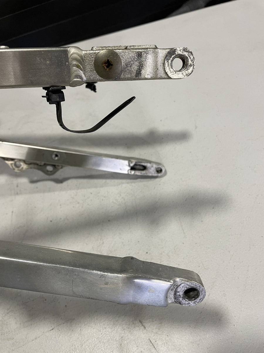 98-03 SUZUKI TL1000R REAR BACK TAIL SUBFRAME SUB FRAME
