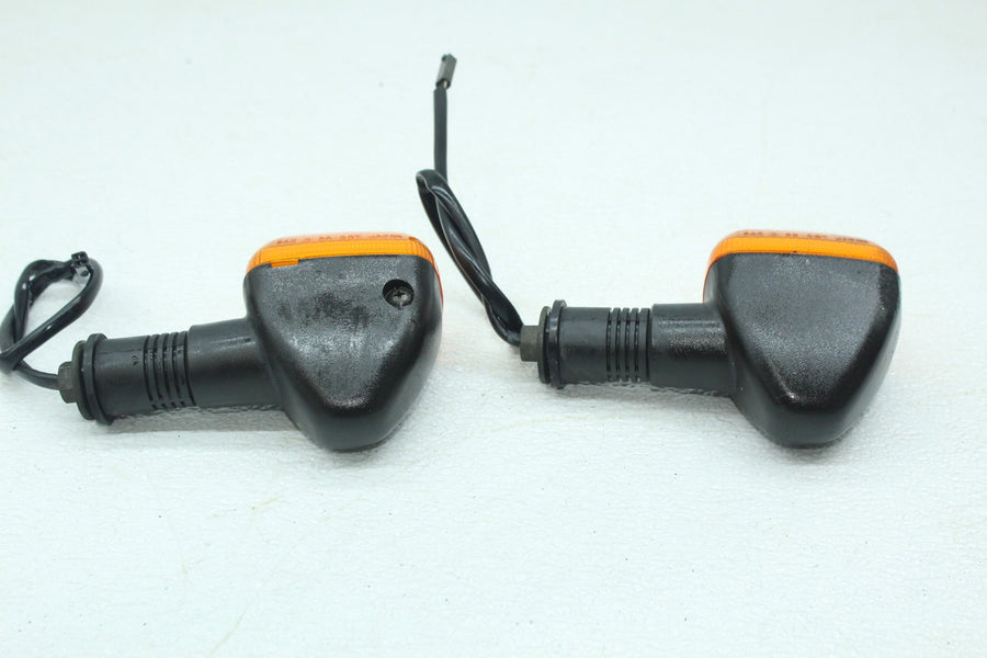 98-06 SUZUKI KATANA 600 GSX600 REAR LEFT RIGHT TURN SIGNALS LIGHT INDICATORS