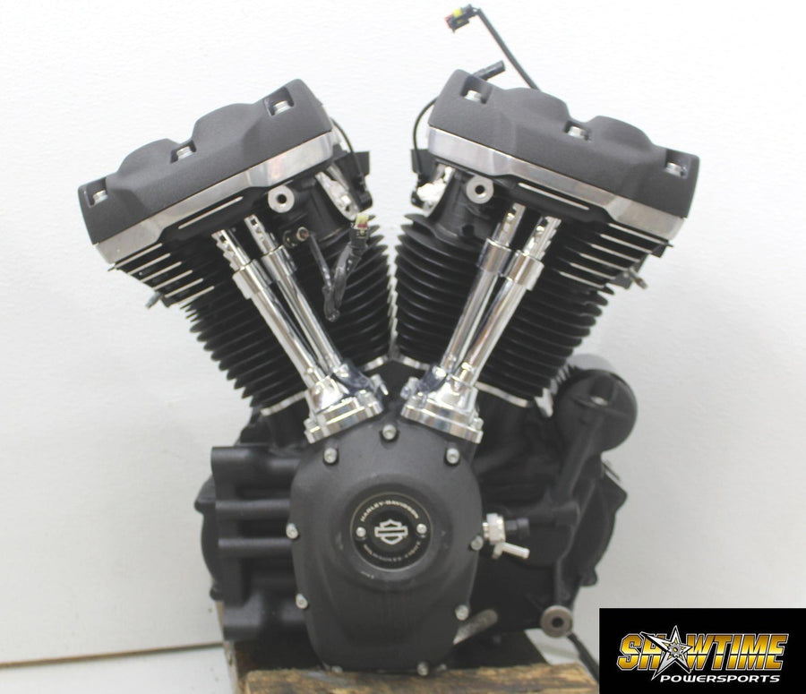 18-20 HARLEY-DAVIDSON STREET BOB FXBB 107CI ENGINE MOTOR HEAD MILWAUKEE M8