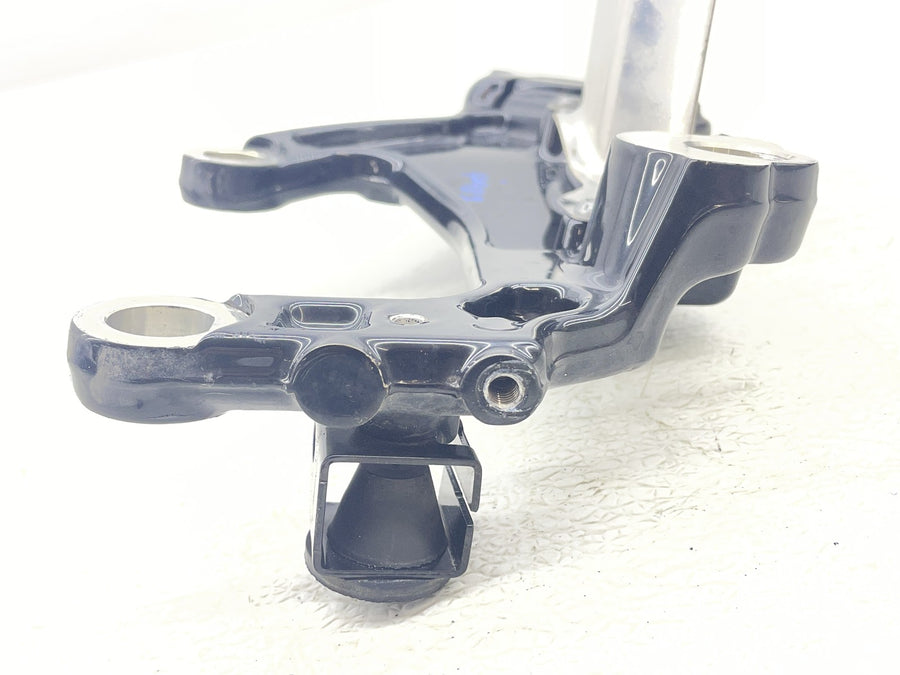 25-26 HARLEY-DAVIDSON NIGHTSTER RH975 FRAME MOUNT BRACKET PAIR
