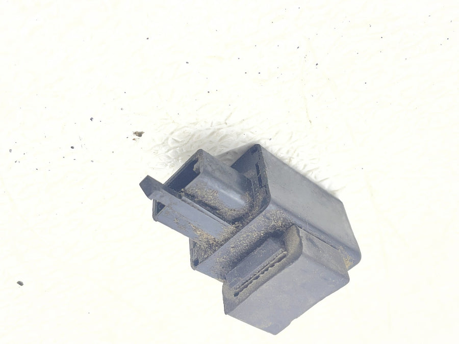 25-26 HARLEY-DAVIDSON NIGHTSTER RH975 PARTS HARDWARE FILTER COVER CUSH HORN