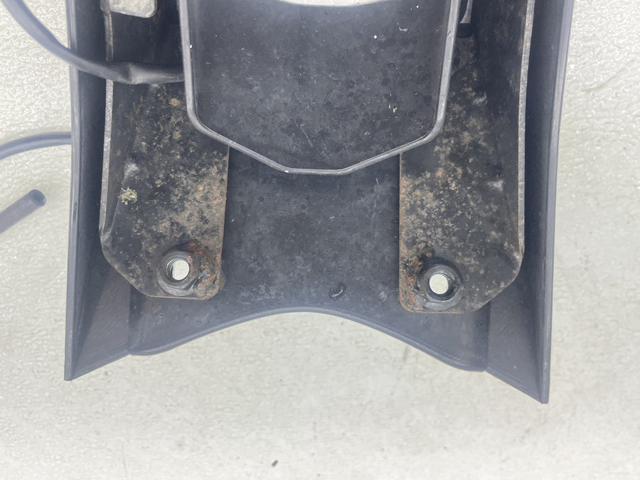11-13 YAMAHA FZ8 REAR BACK FENDER MUD GUARD TAG LIGHT MOUNT