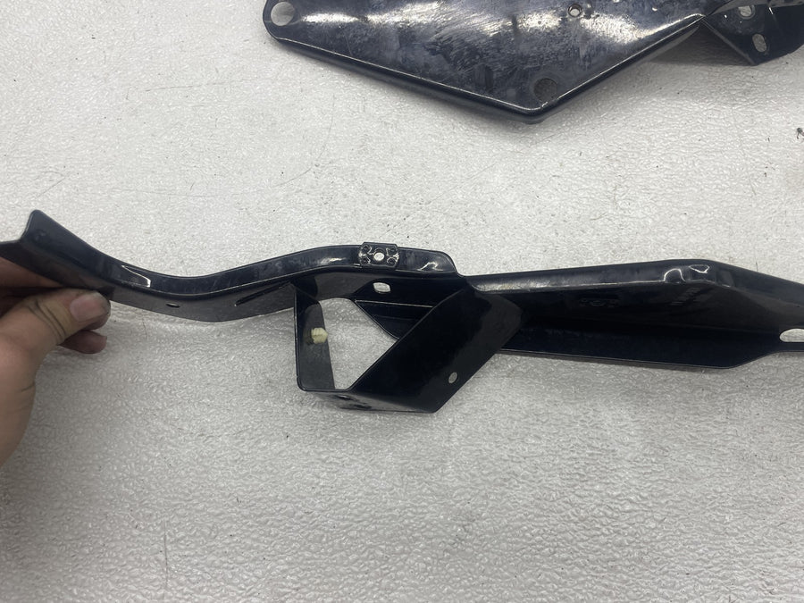 07-11 HARLEY-DAVIDSON ELECTRA GLIDE CLASSIC UPPER FAIRING SUPPORT BRACKETS PAIR