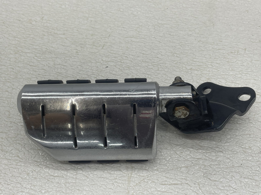 2012 SUZUKI BOULEVARD M109R REAR PASSENGER FOOT STEP PEGS PAIR