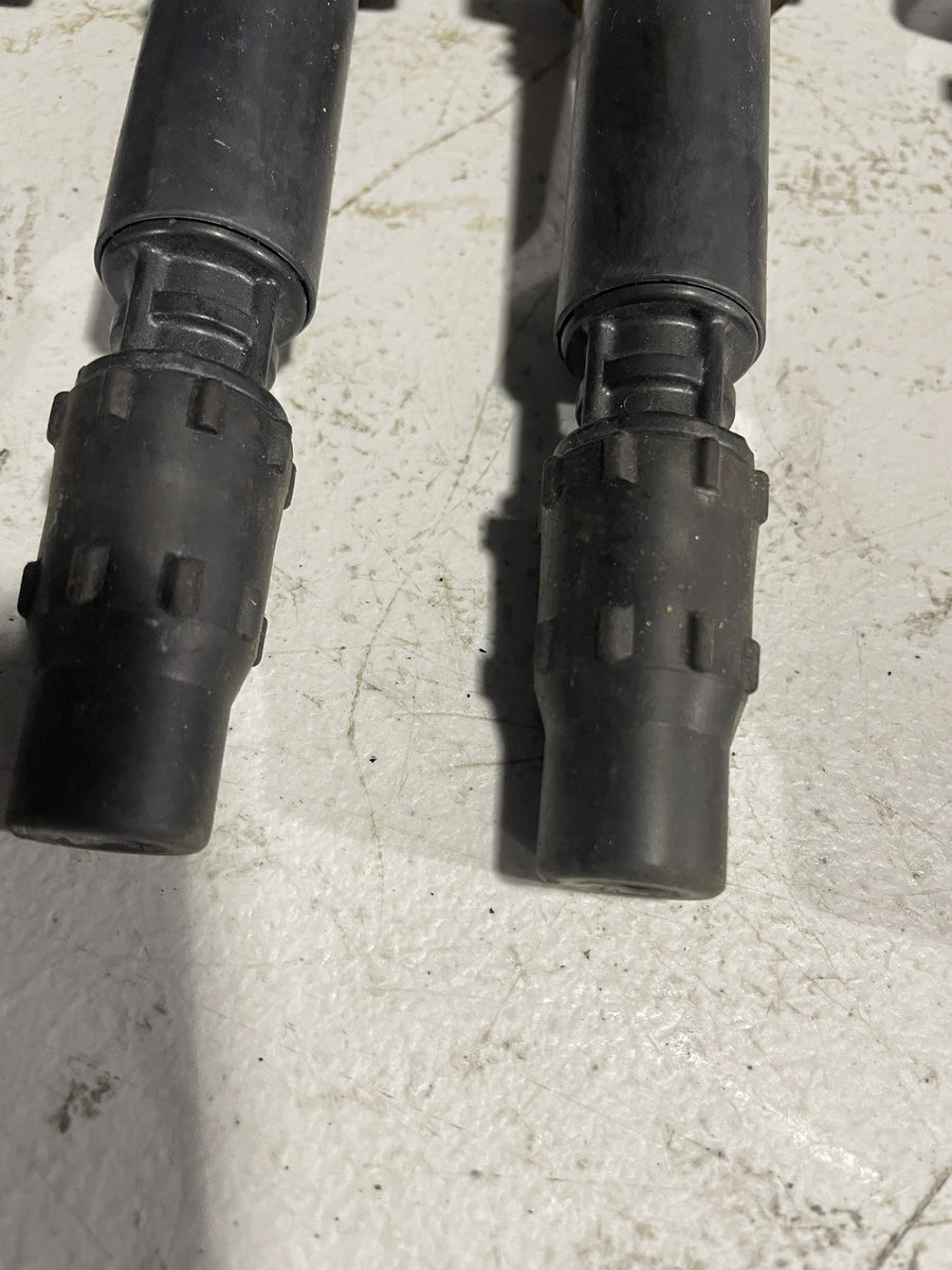 06-07 SUZUKI GSXR600 IGNITION COILS COIL SPARK PLUG CAPS