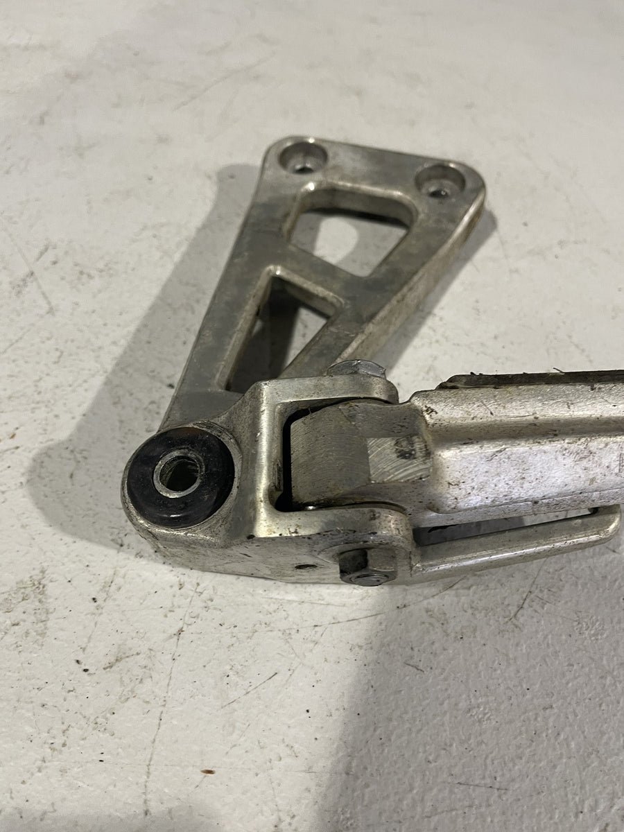 84-86 HONDA INTERCEPTOR 1000 VF1000R LEFT REAR PASSENGER FOOT STEP PEG