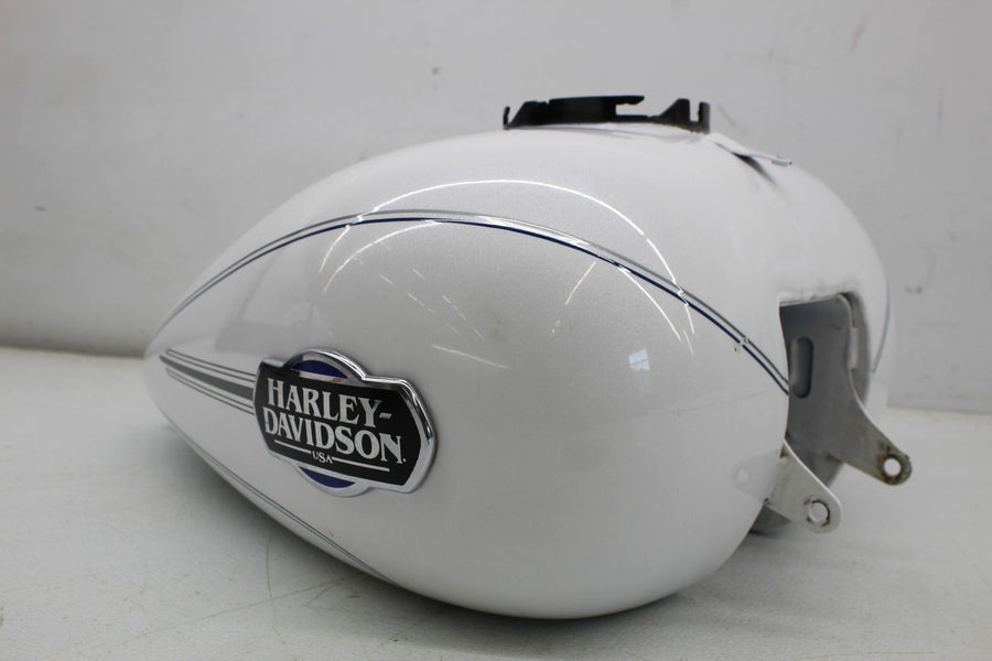 12-16 HARLEY-DAVIDSON ELECTRA GLIDE ULTRA CLASSIC FLHTCU GAS FUEL TANK
