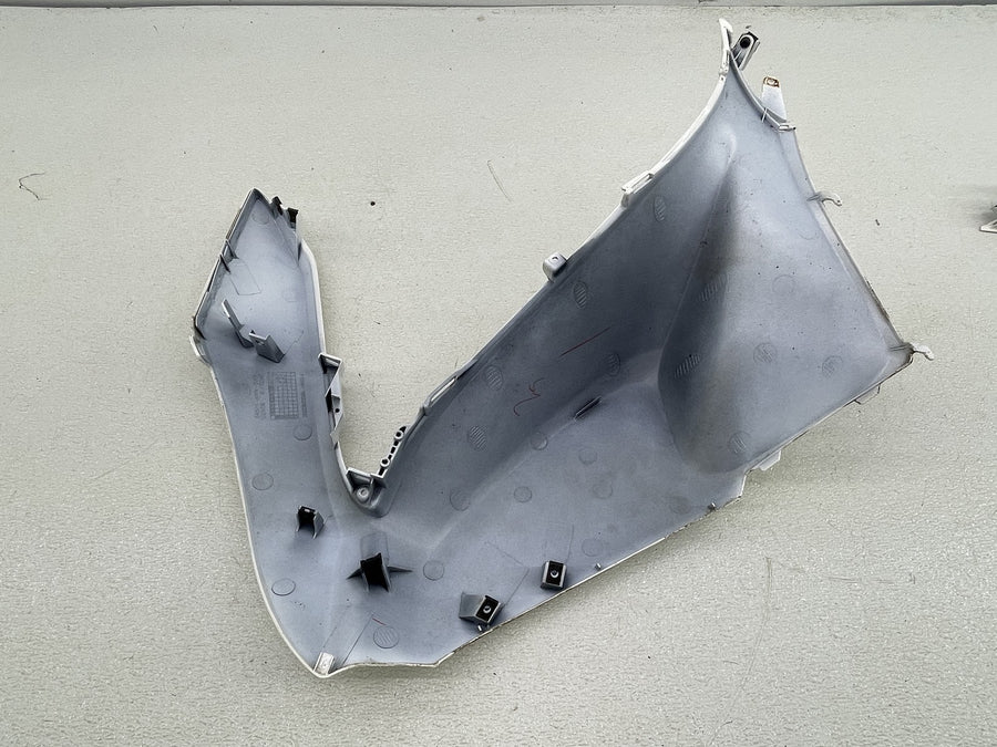 2011 HONDA PCX125 RIGHT FRONT COVER FAIRING COWL PANEL 64501-KWN-9000