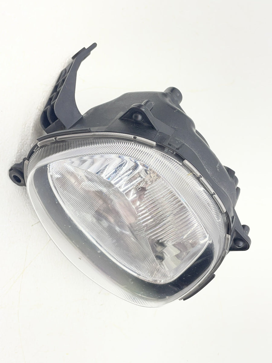 2012 SUZUKI BOULEVARD M109R FRONT HEAD LIGHT HEADLIGHT LAMP
