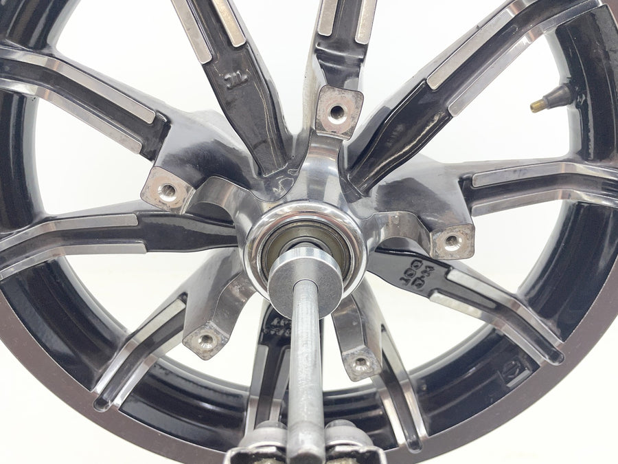 17-23 HARLEY-DAVIDSON ELECTRA GLIDE ULTRA LIMITED FLHTK FRONT WHEEL RIM