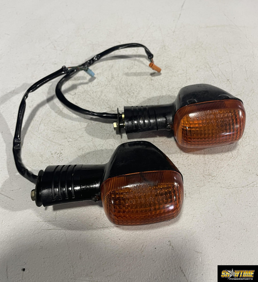 97-98 HONDA CBR1100XX REAR LEFT RIGHT TURN SIGNALS LIGHT INDICATORS