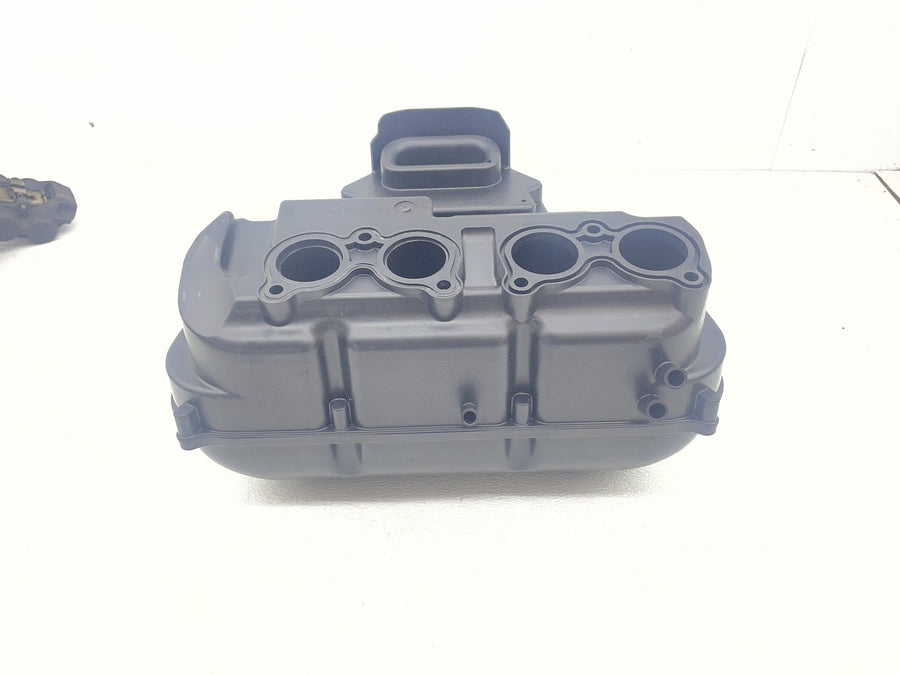 11-13 YAMAHA FZ8 AIRBOX AIR INTAKE FILTER BOX 39P-14411-00-00 39P-14421-00-00