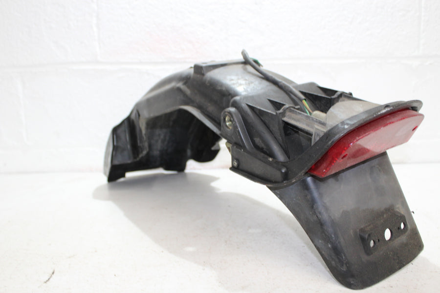 1986 HONDA MAGNA 700 VF700C REAR BACK WHEEL FENDER  UNDERTAIL UNCUT TAILIGHT