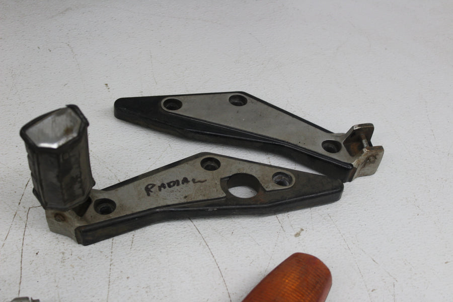 1986 YAMAHA RADIAN 600 YX600 PARTS AND HARDWARE LIGHTS BRACKET IGNITION
