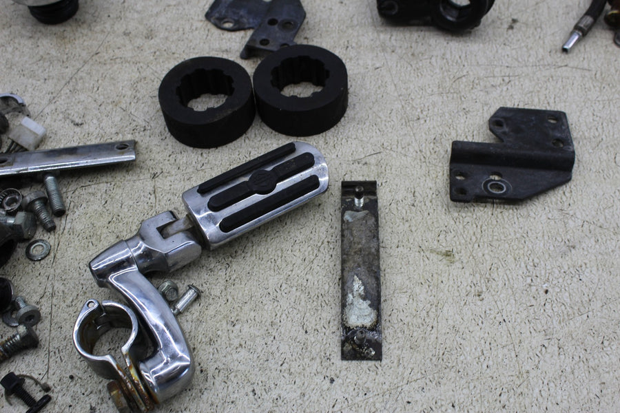 00-06 HARLEY-DAVIDSON ROAD KING CLASSIC FLHRCI PARTS HARDWARE KICKSTAND RISERS